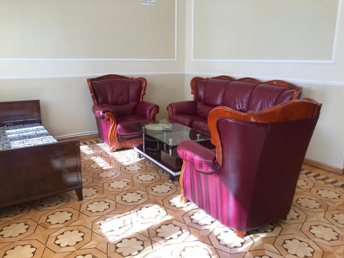 Valda Hotel On Tumanyan Vanadzor Eksteriør billede